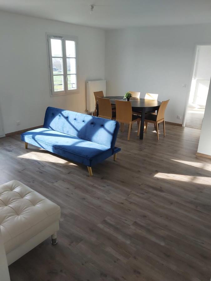 3 Room Flat In Parklane - 1,5Km Disney เซร์ริส ภายนอก รูปภาพ